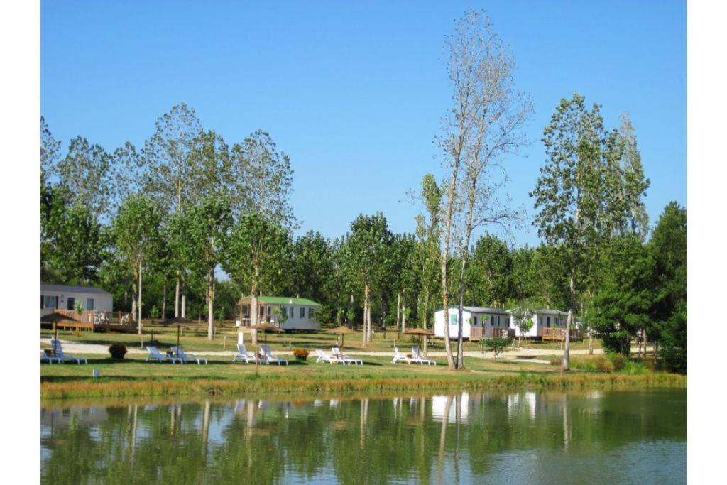 Aubigny  Camping Aubigny-Les Clouzeaux מראה חיצוני תמונה